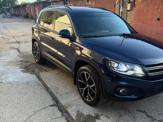 2013 Volkswagen Tiguan I Рестайлинг, синий, 1700000 рублей, вид 3