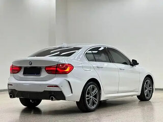 2022 BMW 1 серии 120i III (F52) Рестайлинг, белый, 1530000 рублей, вид 4