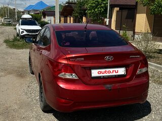 2011 Hyundai Solaris I, красный, 750000 рублей, вид 2