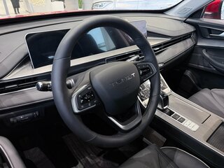 2025 Tenet T4, красный, 2380000 рублей, вид 5