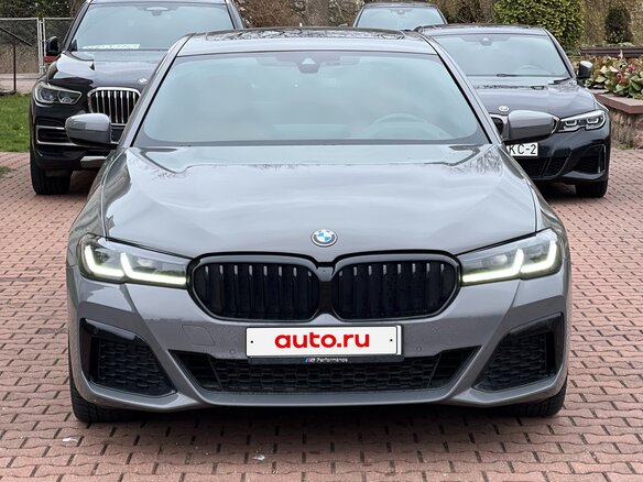 2021 BMW 5 серии 540i xDrive VII (G30/G31/G38) Рестайлинг, серый, 4474483 рублей - вид 21