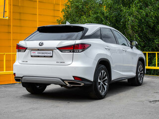 2020 Lexus RX 300 IV Рестайлинг, белый, 4599000 рублей, вид 4