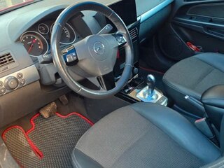 2010 Opel Astra GTC H Рестайлинг, красный, 500000 рублей, вид 4