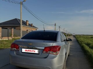 2010 Chevrolet Cruze I, серый, 600000 рублей, вид 3