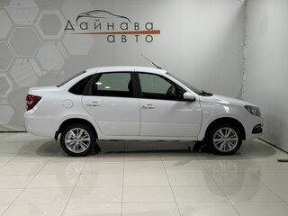 2026 Lada (ВАЗ) Granta I Рестайлинг, белый, 1218000 рублей, вид 4