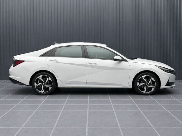 2022 Hyundai Elantra VII (CN7), белый, 1886000 рублей - вид 5
