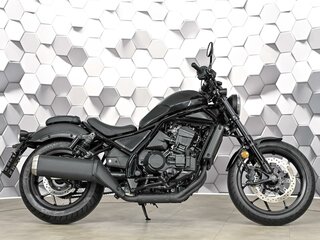2024 Honda CMX 1100 Rebel, чёрный, 1377000 рублей, вид 3