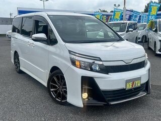 2016 Toyota Voxy III (R80), белый, 1385008 рублей, вид 1