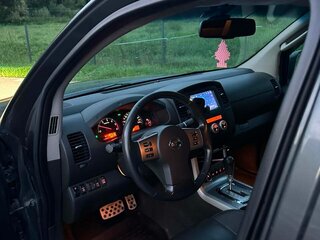 2012 Nissan Navara (Frontier) III (D40) Рестайлинг, серый, 1600000 рублей, вид 5