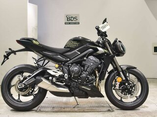 2026 Triumph Street Triple, чёрный, 1499000 рублей, вид 2