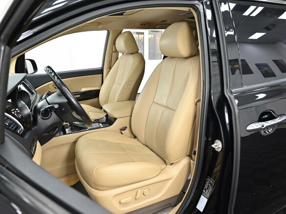 2018 Kia Carnival III, чёрный - вид 12
