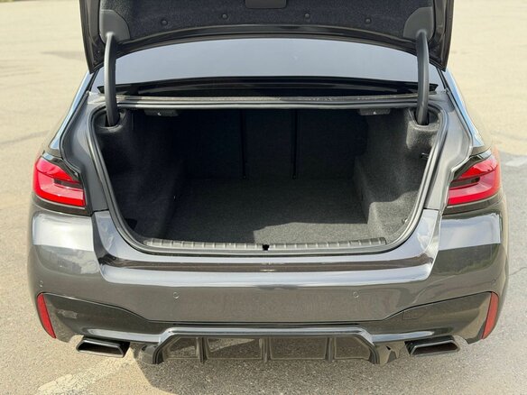 2019 BMW 5 серии 530d xDrive VII (G30/G31/G38), серый, 4040000 рублей - вид 8
