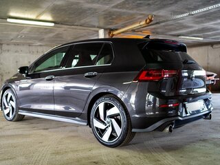 2022 Volkswagen Golf GTI VIII, серый, 3490000 рублей, вид 4