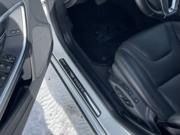 2018 Volvo S60 II Рестайлинг, белый, 2000000 рублей - вид 13