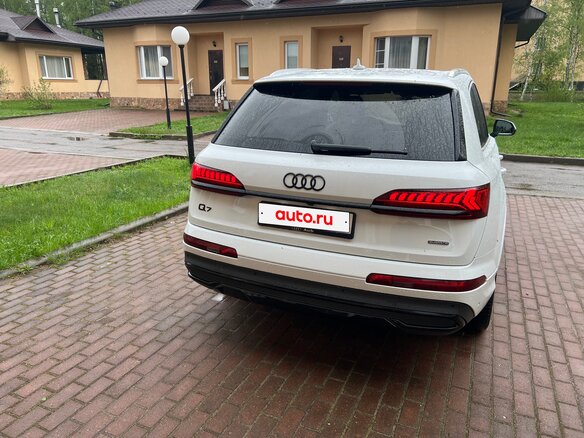 2021 Audi Q7 45 TFSI II (4M) Рестайлинг, белый - вид 9
