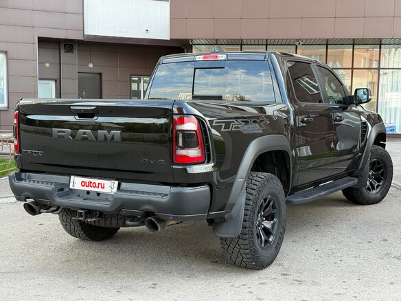 2022 Ram 1500 Crew Cab TRX V, чёрный, 8500000 рублей - вид 2