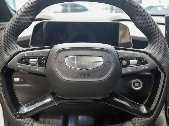 2026 Geely Cityray, белый, 3345000 рублей - вид 13
