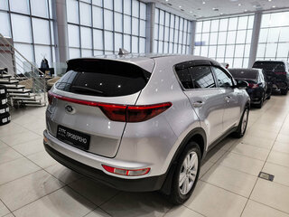 2017 Kia Sportage IV, серебристый, 1750000 рублей, вид 5