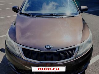 2015 Kia Rio III Рестайлинг, коричневый, 810000 рублей, вид 1