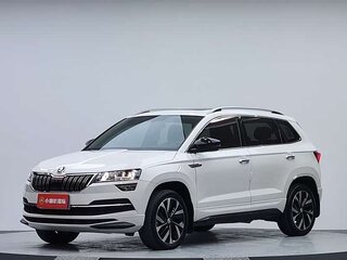 2022 Skoda Karoq DSG7 I, белый, 1820000 рублей, вид 1