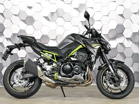 2020 Kawasaki Z 900, серый, 869000 рублей, вид 3