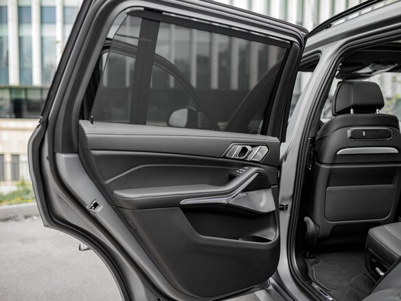 2026 BMW X7 40d I (G07) Рестайлинг, серый, 17890000 рублей - вид 22