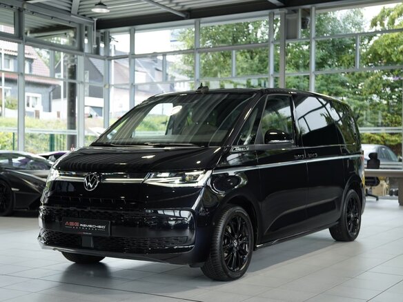 2023 Volkswagen Multivan T7, чёрный, 4790007 рублей