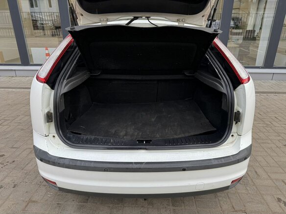 2006 Ford Focus II, белый, 320000 рублей - вид 7