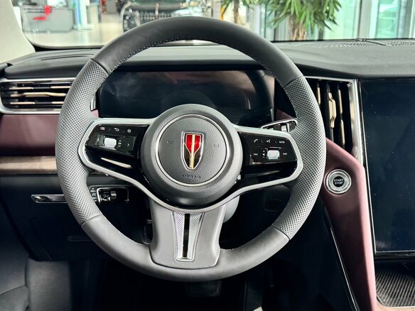 2025 Hongqi HS7 II, чёрный - вид 24
