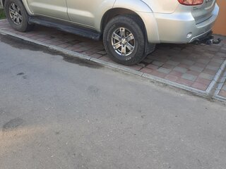 2008 Toyota Fortuner I, серебристый, 1545000 рублей, вид 2