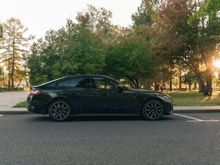 2021 BMW 4 серии Gran Coupe 420i G22, G23, G26, зелёный, 5200000 рублей, вид 3