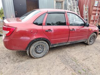 2012 Lada (ВАЗ) Granta I, красный, 130000 рублей, вид 2