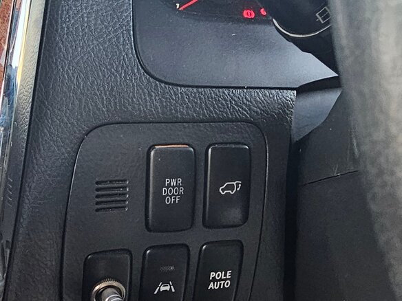 2007 Toyota Alphard I Рестайлинг, белый, 1900000 рублей - вид 9