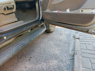 2001 Chevrolet Tahoe II, серый, 400000 рублей, вид 2