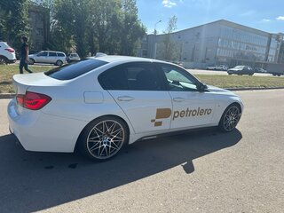 2016 BMW 3 серии 320i xDrive VI (F3x) Рестайлинг, белый, 1650000 рублей, вид 4