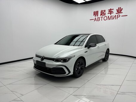 Volkswagen Golf VIII