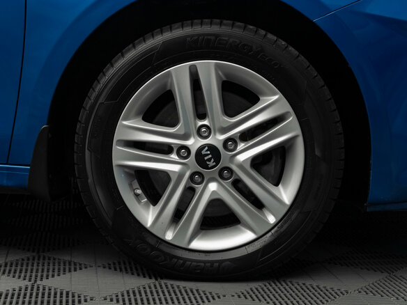 2018 Kia Ceed III, синий, 1790000 рублей - вид 22