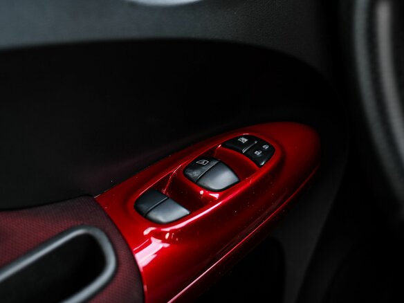 2011 Nissan Juke I, чёрный - вид 8