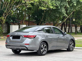 2022 Nissan Sylphy IV (B18), серый, 1672000 рублей, вид 5