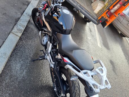 2020 BMW G 310 R, чёрный, 409000 рублей, вид 4