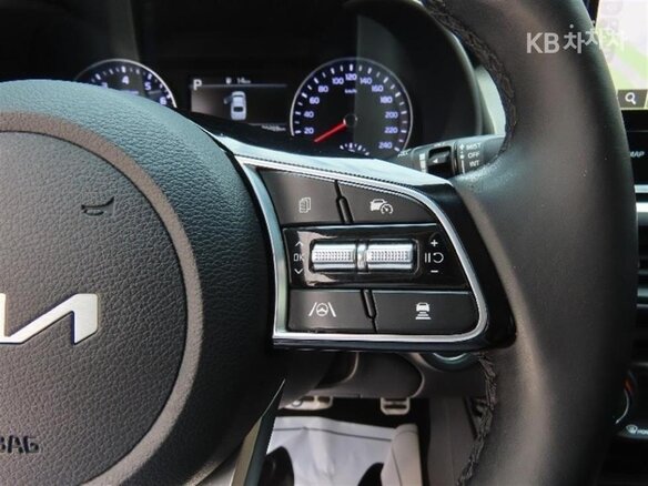 2022 Kia K3 II Рестайлинг, серый - вид 6