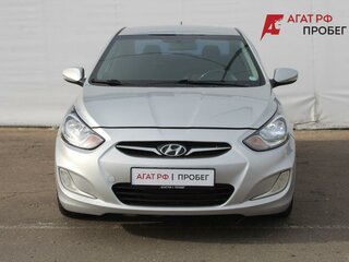 2011 Hyundai Solaris I, серебристый, 795000 рублей, вид 2