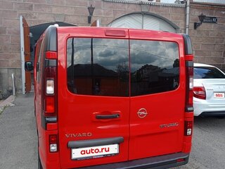 2014 Opel Vivaro B, красный, 1950000 рублей, вид 2
