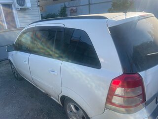 2010 Opel Zafira B Рестайлинг, белый, 450000 рублей, вид 3