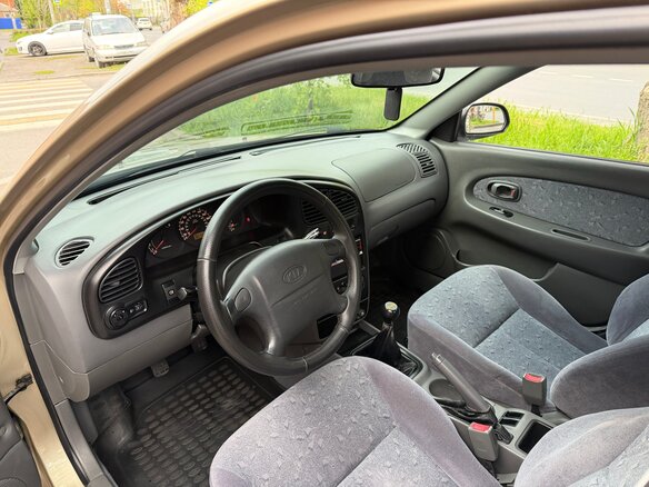 2007 Kia Spectra I Рестайлинг 2, бежевый, 550000 рублей - вид 6