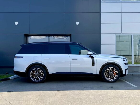 2026 Lynk & Co 900, белый, 8850000 рублей - вид 7