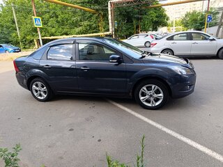2011 Ford Focus II Рестайлинг, серый, 400000 рублей, вид 3