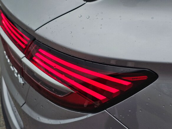 2023 Geely Coolray I, серый, 1750000 рублей - вид 10