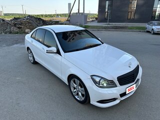2013 Mercedes-Benz C-Класс 180 III (W204) Рестайлинг, белый, 1400000 рублей, вид 1