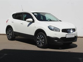 2012 Nissan Qashqai I Рестайлинг, белый, 890000 рублей, вид 3
